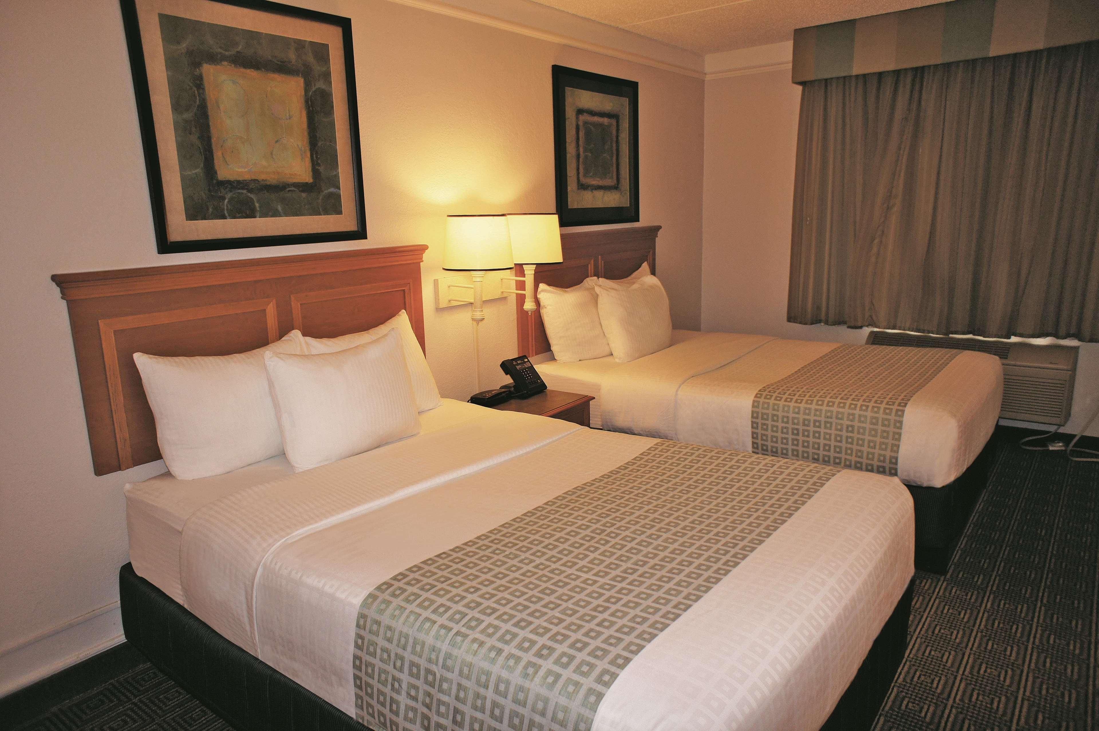 La Quinta Inn Lexington-Horse Park Kültér fotó